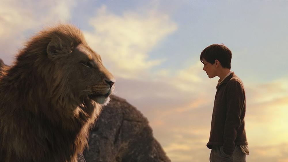 اسکندر کینز در «سرگذشت نارنیا: شیر، جادوگر و کمدلباس» (The Chronicles of Narnia: The Lion, the Witch and the Wardrobe)